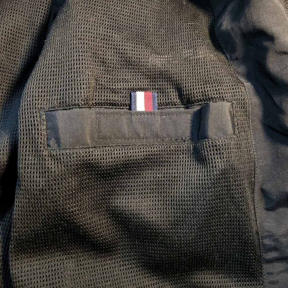 Tommy Hilfiger Mens Windbreaker Yacht Sailing Jacket Size Large‎ Black